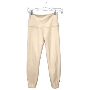 Beyond yoga leggings cream colored size M